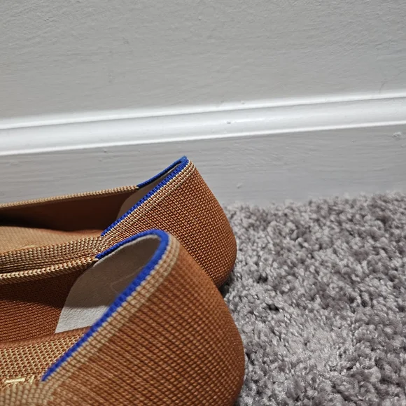 Rothy's Fawn Ballet Size 8.5 Round Toe Slip-On Flats - Picture 3 of 8